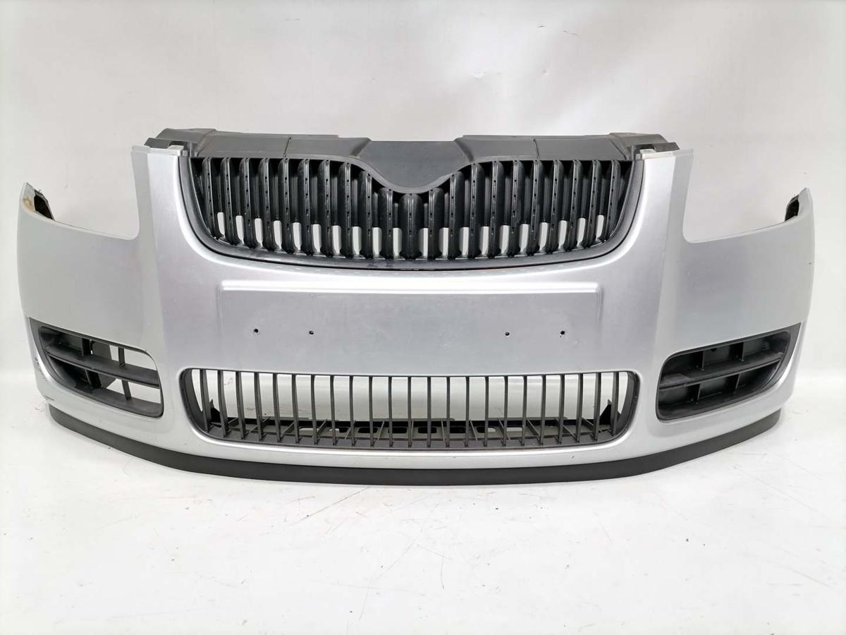Skoda Roomster original Stoßstange Stossfänger vorn LA7W Brilliantsilber Bj.2008 Skoda Roomster original Stoßstange Stossfänger vorn LA7W Brilliantsilber Bj.2008